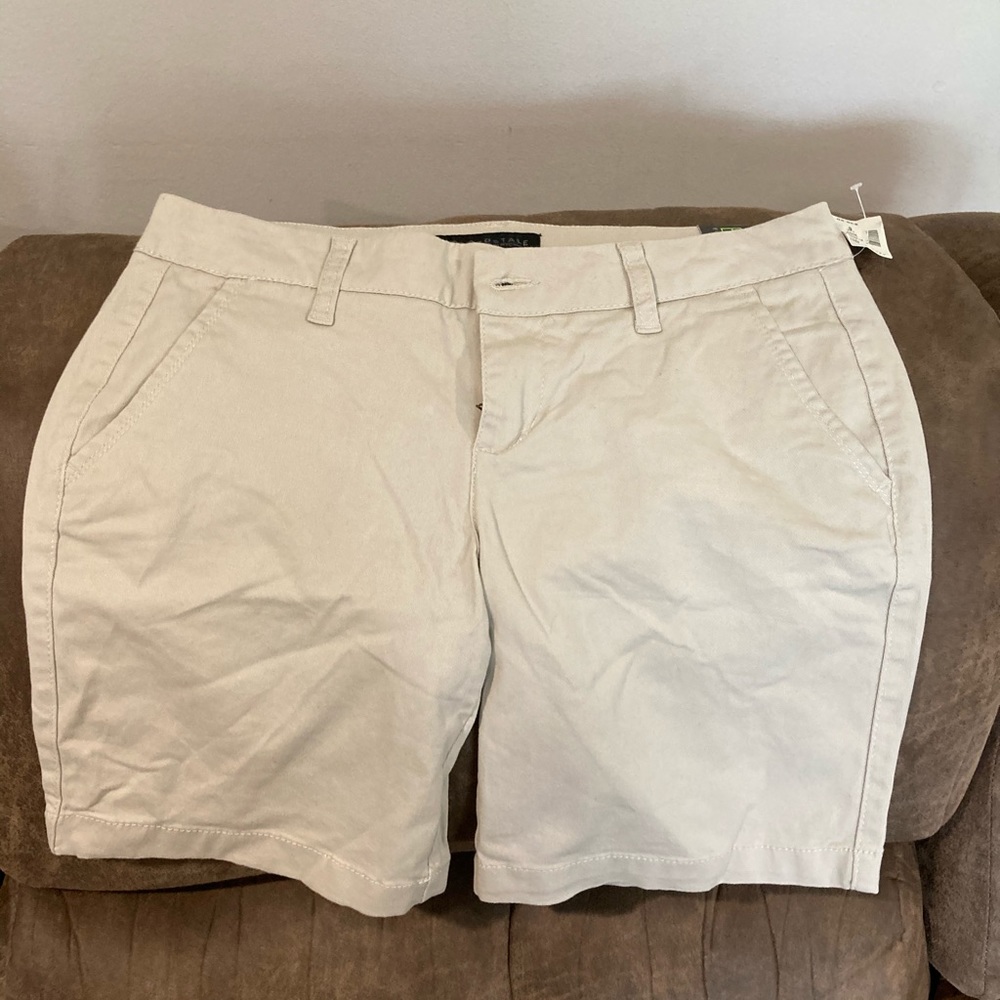 Khaki shorts for back to school women’s